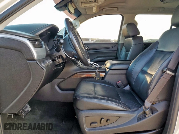 2016 Chevrolet Suburban LT z VIN 1GNSKHKC5GR217078, wystawiony jako Copart lot #61842825 z przebiegiem 221 198 mil mil oraz Czysty tytuł • Clean title. Historia ofert i sprzedaży dostępna na DreamBid. Obrazek 7.