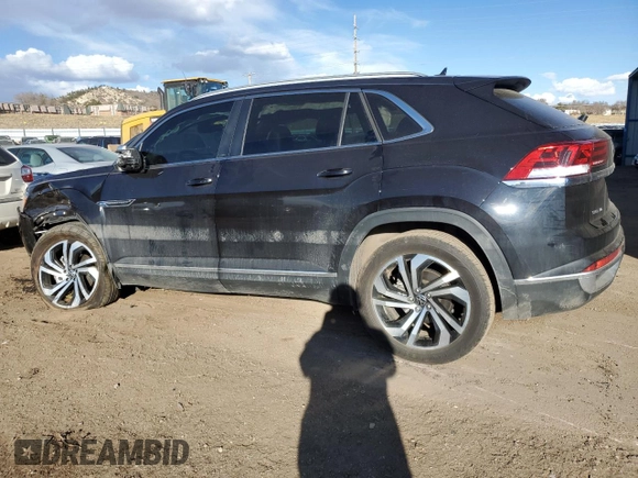 2022 Volkswagen Atlas SEL z VIN 1V2BE2CA8NC214880, wystawiony jako Copart lot #45556834 z przebiegiem 17 428 mil mil oraz . Historia ofert i sprzedaży dostępna na DreamBid. Obrazek 2.