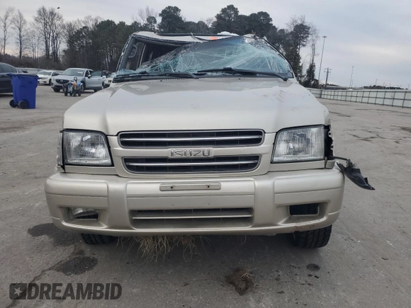 2000 Isuzu Trooper S with VIN JACDJ58X9Y7J18322, listed as a Copart auction lot 42444695 with 149,799 mi miles and Salvage title. Bid and sale history available at DreamBid. Image 5.