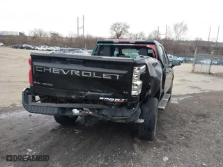 2022 Chevrolet Silverado 1500 LT with VIN 3GCPDKEK3NG504134, listed as a IAAI auction lot 41561032 with 1 mi miles. Bid and sale history available at carsss.com. Image 21.
