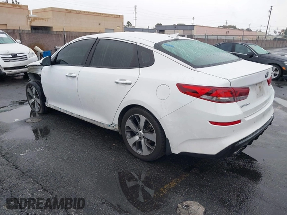 2020 Kia Optima LX with VIN 5XXGT4L32LG426259, listed as a IAAI auction lot 41569308 with 114,656 mi miles. Bid and sale history available at carsss.com. Image 3.