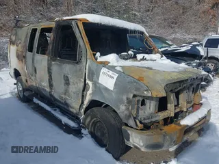 2014 Ford Econoline Cargo Commercial z VIN 1FTNE2EW1EDA79811, wystawiony jako IAAI lot #41319409 z przebiegiem Nie podano mil oraz . Historia ofert i sprzedaży dostępna na DreamBid. Obrazek 1.