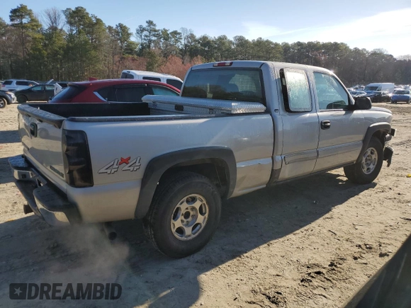 2004 Chevrolet Silverado 1500 Z71 with VIN 1GCEK19T34E322434, listed as a Copart auction lot 46658885 with 184,337 mi miles and Salvage Title. Bid and sale history available at DreamBid. Image 3.