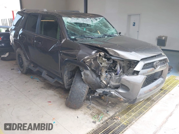 2018 Toyota 4Runner SR5 with VIN JTEBU5JR7J5550156, listed as a IAAI auction lot 41838265 with 171,242 mi miles and . Bid and sale history available at DreamBid. Image 1.