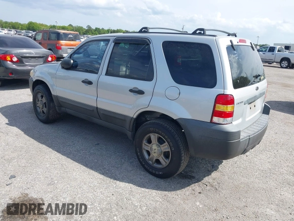 2005 Ford Escape XLS Value with VIN 1FMYU02Z35KD87671, listed as a IAAI auction lot 41880824 with 278,689 mi miles. Bid and sale history available at carsss.com. Image 3.