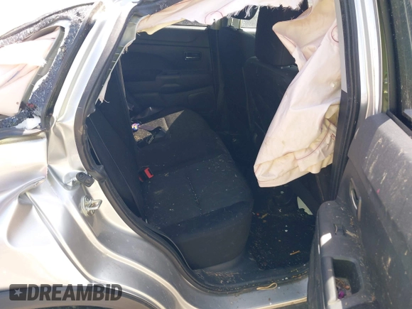 2021 Mitsubishi Outlander ES z VIN JA4APUAU0MU003658, wystawiony jako IAAI lot #42146324 z przebiegiem 48 890 mil mil oraz . Historia ofert i sprzedaży dostępna na DreamBid. Obrazek 8.