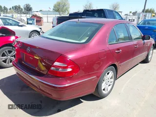 2005 Mercedes-Benz E-Class 3.2L with VIN WDBUF65J15A637760, listed as a IAAI auction lot 41842173 with 97,439 mi miles. Bid and sale history available at carsss.com. Image 4.