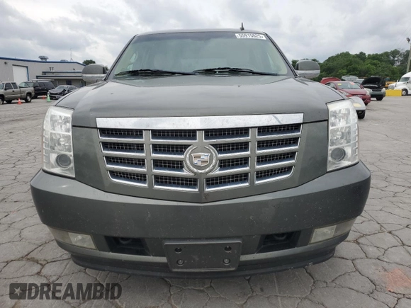 2011 Cadillac Escalade Premium z VIN 1GYS4CEF7BR213743, wystawiony jako Copart lot #55915025 z przebiegiem 293 784 mil mil oraz Tytuł czysty. Historia ofert i sprzedaży dostępna na DreamBid. Obrazek 5.