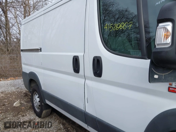 2016 Ram ProMaster Cargo with VIN 3C6TRVNG4GE100150, listed as a IAAI auction lot 41520007 with 105,799 mi miles and . Bid and sale history available at DreamBid. Image 6.