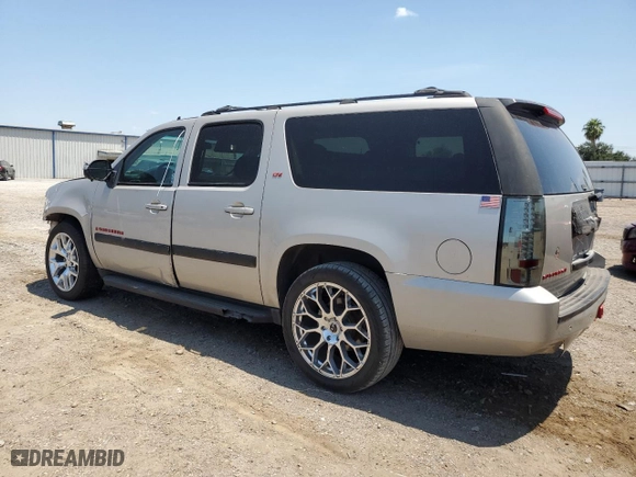 2007 Chevrolet Suburban LT with VIN 3GNFC16J87G107057, listed as a Copart auction lot 68124744 with 282,993 mi miles and Salvage Title. Bid and sale history available at carsss.com. Image 2.