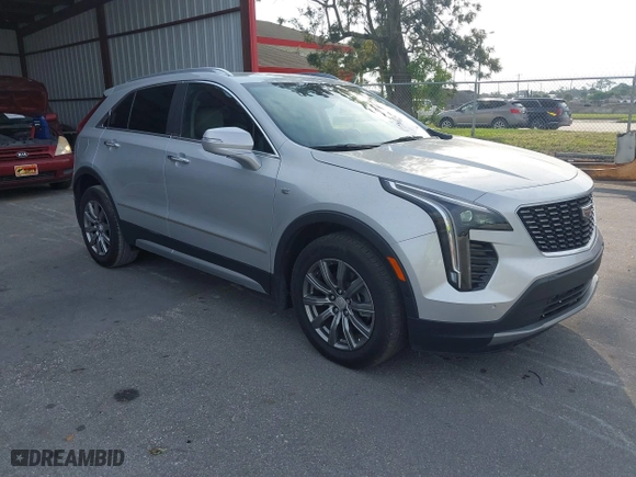 2020 Cadillac XT4 FWD Premium Luxury with VIN 1GYFZCR44LF060642, listed as a IAAI auction lot 41624689 with 37,901 mi miles. Bid and sale history available at carsss.com. Image 1.