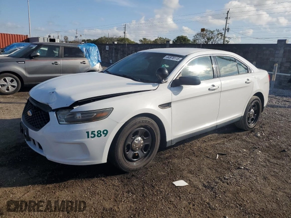 2015 Ford Police Interceptor z VIN 1FAHP2L84FG145849, wystawiony jako Copart lot #44978115 z przebiegiem Nie podano mil oraz Nie do naprawy • Non repairable. Historia ofert i sprzedaży dostępna na DreamBid. Obrazek 1.