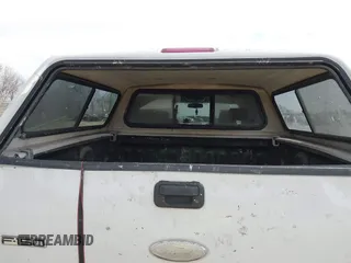 2006 Ford F-150 XLT z VIN 1FTPW14596FA51589, wystawiony jako IAAI lot #42124011 z przebiegiem 205 716 mil mil oraz . Historia ofert i sprzedaży dostępna na DreamBid. Obrazek 13.