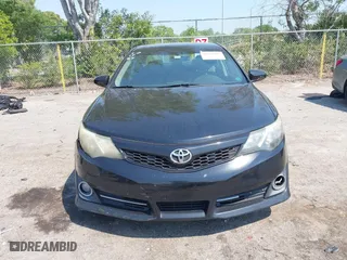 2014 Toyota Camry L with VIN 4T1BF1FK6EU467408, listed as a IAAI auction lot 41835997 with 192,335 mi miles. Bid and sale history available at carsss.com. Image 13.