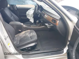 2007 BMW 3 Series 328i с VIN WBAVC535X7FZ77507, выставлен на аукционе IAAI как лот 42230370 с пробегом 167 206 миль миль и . История ставок и продаж доступна на DreamBid. Изображение 5.
