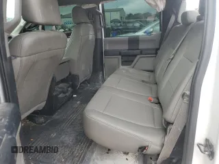 2019 Ford F-350 XL with VIN 1FT8W3A67KEG54330, listed as a Copart auction lot 57588535 with 247,040 mi miles and Salvage title. Bid and sale history available at DreamBid. Image 10.
