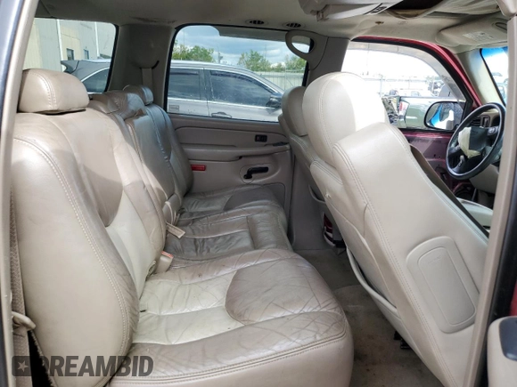 2004 Chevrolet Suburban Z71 with VIN 3GNFK16Z34G208897, listed as a Copart auction lot 72080464 with 261,882 mi miles and Non Repairable. Bid and sale history available at carsss.com. Image 11.
