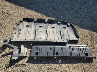 2015 Toyota Sienna XLE with VIN 5TDYK3DC4FS619385, listed as a Copart auction lot 57090385 with 112,896 mi miles and Salvage title. Bid and sale history available at DreamBid. Image 13.