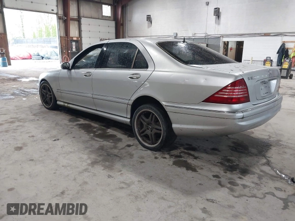 2002 Mercedes-Benz S 5.0L with VIN WDBNG75J22A283234, listed as a IAAI auction lot 42191291 with Not Provided miles. Bid and sale history available at carsss.com. Image 3.