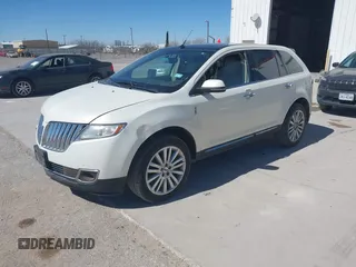 2012 Lincoln MKX with VIN 2LMDJ6JK4CBL00984, listed as a IAAI auction lot 41631192 with 184,198 mi miles. Bid and sale history available at carsss.com. Image 17.