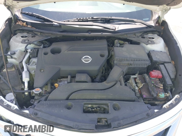 2015 Nissan Altima S with VIN 1N4AL3AP7FN897201, listed as a IAAI auction lot 42026527 with 192,944 mi miles and . Bid and sale history available at carsss.com. Image 10.