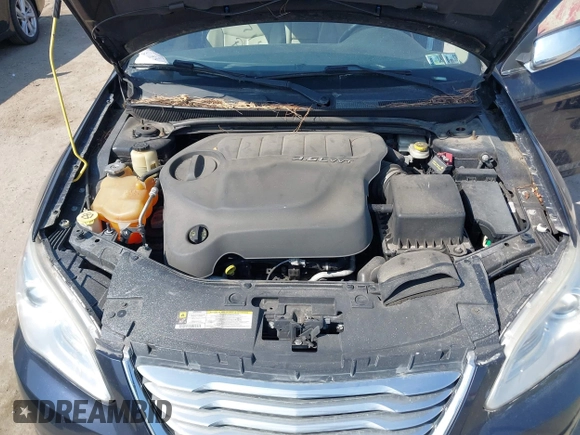 2011 Chrysler 200 Limited with VIN 1C3BC2FG4BN526741, listed as a IAAI auction lot 41714184 with 112,043 mi miles. Bid and sale history available at carsss.com. Image 10.