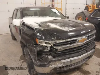 2024 Chevrolet Silverado 1500 LT with VIN 3GCPDKEK8RG223596, listed as a IAAI auction lot 41287415 with 11,893 mi miles. Bid and sale history available at carsss.com. Image 6.