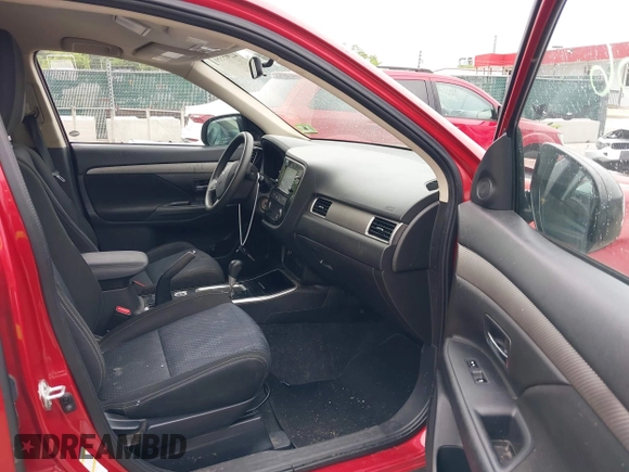 2018 Mitsubishi Outlander ES z VIN JA4AZ3A35JZ019378, wystawiony jako IAAI lot #42365556 z przebiegiem 98 449 mil mil oraz . Historia ofert i sprzedaży dostępna na DreamBid. Obrazek 5.