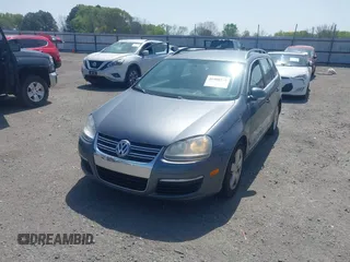 2009 Volkswagen Jetta SportWagen SE with VIN 3VWPM71K39M282721, listed as a IAAI auction lot 41908775 with 206,562 mi miles. Bid and sale history available at carsss.com. Image 6.