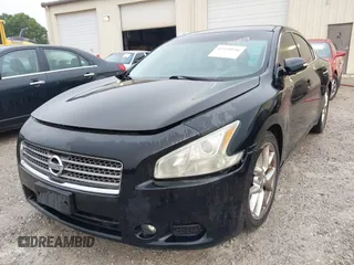 2010 Nissan Maxima SV z VIN 1N4AA5AP6AC812287, wystawiony jako IAAI lot #42359936 z przebiegiem 225 362 mil mil oraz . Historia ofert i sprzedaży dostępna na DreamBid. Obrazek 6.