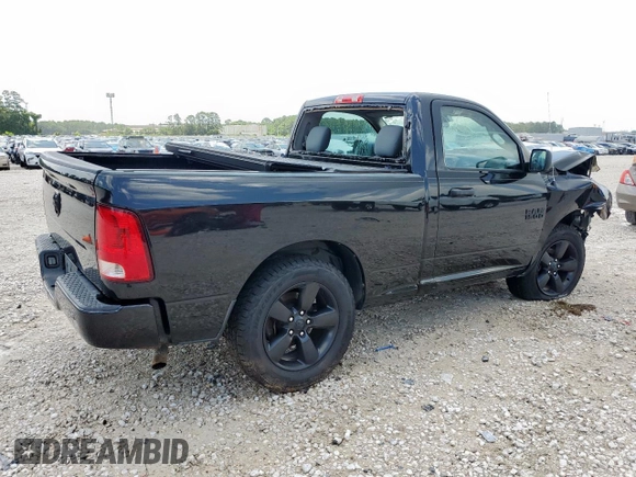 2017 Ram 1500 Tradesman z VIN 3C6JR6AG4HG636931, wystawiony jako Copart lot #60932795 z przebiegiem 157 961 mil mil oraz Szkoda całkowita • Salvage title. Historia ofert i sprzedaży dostępna na DreamBid. Obrazek 3.