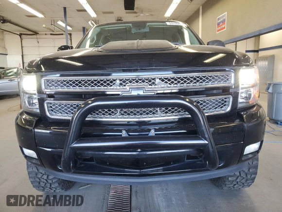 2013 Chevrolet Silverado 1500 LT with VIN 3GCPKSE78DG267821, listed as a Copart auction lot 53720625 with 108,883 mi miles and Salvage Title. Bid and sale history available at DreamBid. Image 5.