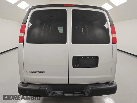 2018 Chevrolet Express Cargo with VIN 1GCWGAFG2J1309593, listed as a Copart auction lot 53824995 with 244,641 mi miles and Clean Title. Bid and sale history available at DreamBid. Image 6.