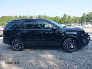 2017 Ford Explorer Sport z VIN 1FM5K8GTXHGE26582, wystawiony jako IAAI lot #42412469 z przebiegiem 89 774 mil mil oraz . Historia ofert i sprzedaży dostępna na DreamBid. Obrazek 13.