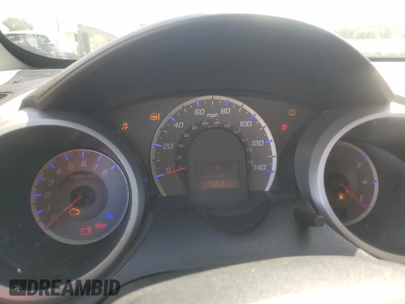 2011 Honda Fit Sport z VIN JHMGE8H51BC017985, wystawiony jako Copart lot #58251935 z przebiegiem 178 370 mil mil oraz Szkody całkowita. Historia ofert i sprzedaży dostępna na DreamBid. Obrazek 9.