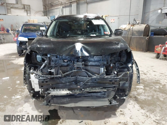 2019 Nissan Rogue SV with VIN JN8AT2MV8KW394025, listed as a IAAI auction lot 41473221 with 105,698 mi miles. Bid and sale history available at carsss.com. Image 6.