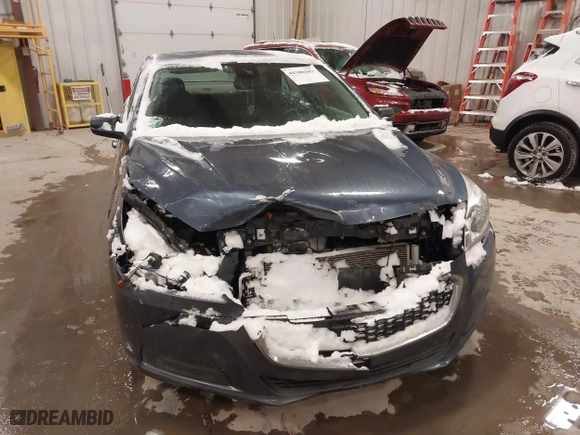 2014 Chevrolet Malibu LS with VIN 1G11B5SL5EF294141, listed as a IAAI auction lot 41586202 with 176,212 mi miles. Bid and sale history available at carsss.com. Image 6.
