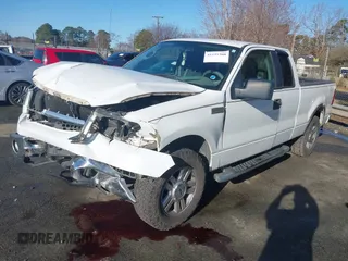 2007 Ford F-150 XLT with VIN 1FTPX14V17NA87765, listed as a IAAI auction lot 41522308 with 207,548 mi miles. Bid and sale history available at carsss.com. Image 2.