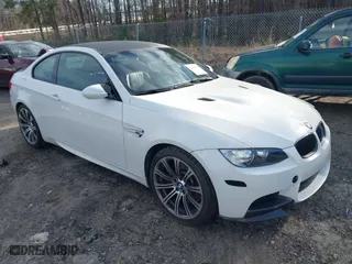 2013 BMW M3 with VIN WBSKG9C57DJ593607, listed as a IAAI auction lot 41586910 with 102,940 mi miles. Bid and sale history available at carsss.com. Image 1.
