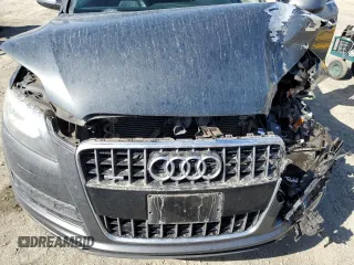 2015 Audi Q7 Premium z VIN WA1CGAFE1FD011120, wystawiony jako Copart lot #52003715 z przebiegiem 192 159 mil mil oraz Szkoda całkowita • Salvage title. Historia ofert i sprzedaży dostępna na DreamBid. Obrazek 12.