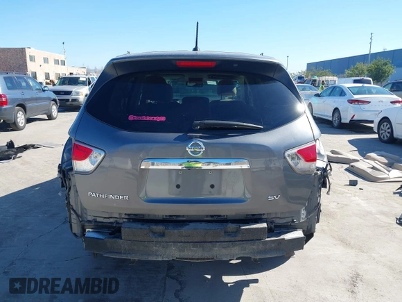 2015 Nissan Pathfinder SV z VIN 5N1AR2MN7FC634047, wystawiony jako IAAI lot #41678376 z przebiegiem 151 580 mil mil oraz . Historia ofert i sprzedaży dostępna na DreamBid. Obrazek 17.