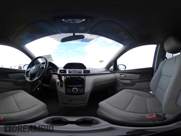 2017 Honda Odyssey SE with VIN 5FNRL5H30HB025472, listed as a IAAI auction lot 42212081 with 33,557 mi miles and . Bid and sale history available at carsss.com. Image 19.