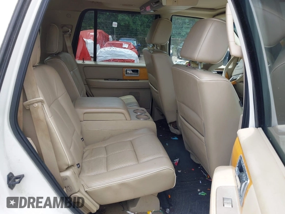 2007 Lincoln Navigator with VIN 5LMFU27537LJ00381, listed as a IAAI auction lot 42666845 with 168,068 mi miles and . Bid and sale history available at DreamBid. Image 8.