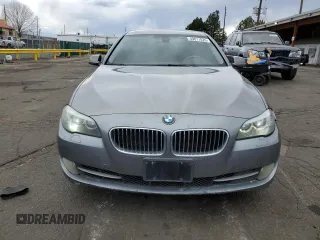 2013 BMW 5 Series 528i xDrive with VIN WBAXH5C53DDW15133, listed as a Copart auction lot 49811025 with 114,039 mi miles and Salvage Title. Bid and sale history available at carsss.com. Image 5.