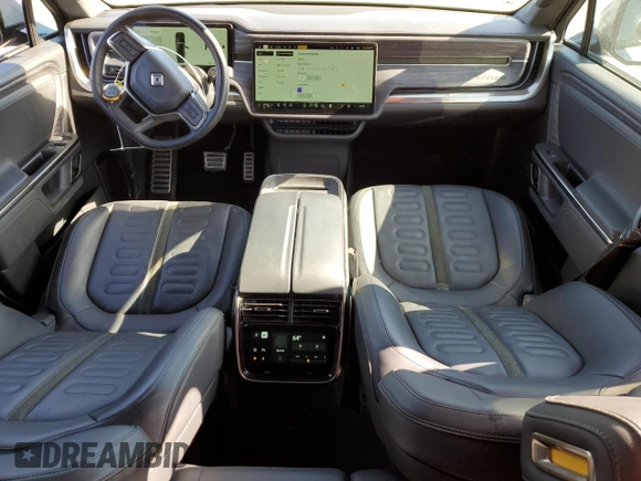 2022 Rivian R1T Adventure z VIN 7FCTGAAA0NN010103, wystawiony jako Copart lot #53312035 z przebiegiem 48 333 mil mil oraz Szkody całkowita. Historia ofert i sprzedaży dostępna na DreamBid. Obrazek 8.