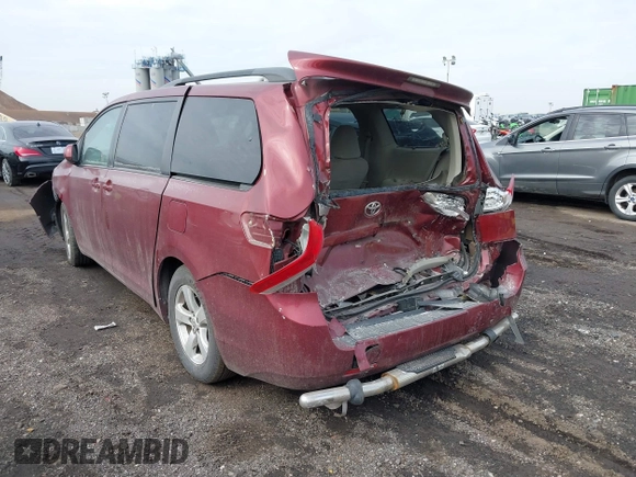 2014 Toyota Sienna LE AAS with VIN 5TDKK3DC3ES411177, listed as a IAAI auction lot 41650472 with 25,000 mi miles. Bid and sale history available at carsss.com. Image 3.