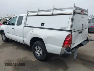 2015 Toyota Tacoma z VIN 5TFTX4CN6FX047623, wystawiony jako IAAI lot #42458260 z przebiegiem 224 496 mil mil oraz . Historia ofert i sprzedaży dostępna na DreamBid. Obrazek 3.