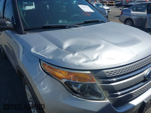 2015 Ford Explorer z VIN 1FM5K7B83FGC12754, wystawiony jako IAAI lot #42296111 z przebiegiem 224 135 mil mil oraz . Historia ofert i sprzedaży dostępna na DreamBid. Obrazek 19.