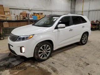 2015 Kia Sorento SX Limited with VIN 5XYKW4A7XFG616804, listed as a Copart auction lot 51827225 with 119,821 mi miles and Clean Title. Bid and sale history available at carsss.com. Image 1.