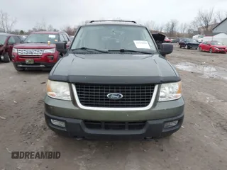 2004 Ford Expedition Special Service with VIN 1FMPU16L64LB74097, listed as a IAAI auction lot 41938850 with 168,436 mi miles. Bid and sale history available at carsss.com. Image 12.